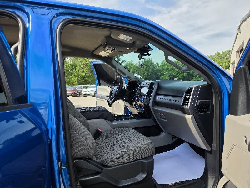 Ford F-250 HD Crew Cab 4dr 152.2" WB 4WD 2020