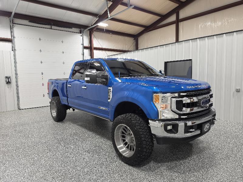 Ford F-250 HD Crew Cab 4dr 152.2" WB 4WD 2020
