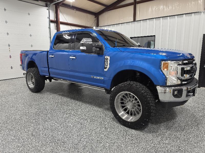 Ford F-250 HD Crew Cab 4dr 152.2" WB 4WD 2020