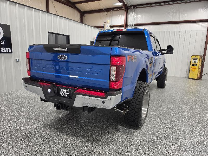 Ford F-250 HD Crew Cab 4dr 152.2" WB 4WD 2020