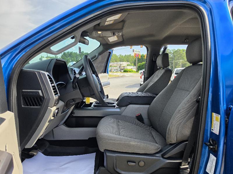 Ford F-250 HD Crew Cab 4dr 152.2" WB 4WD 2020
