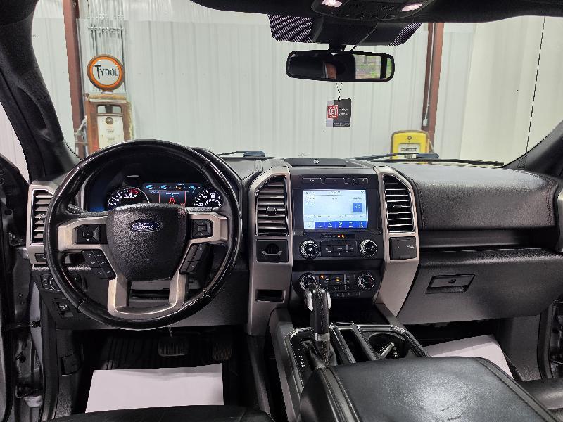 Ford F-150 2WD SuperCrew 145" Platinum 2020