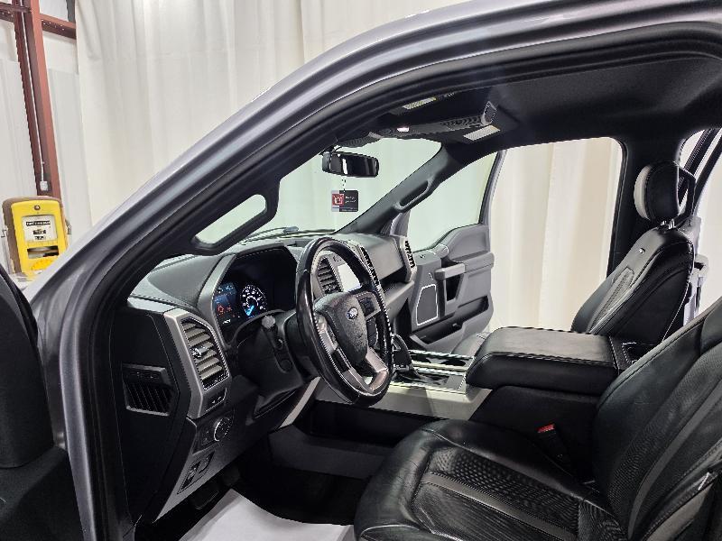 Ford F-150 2WD SuperCrew 145" Platinum 2020