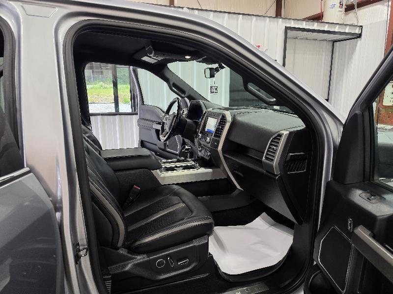 Ford F-150 2WD SuperCrew 145" Platinum 2020