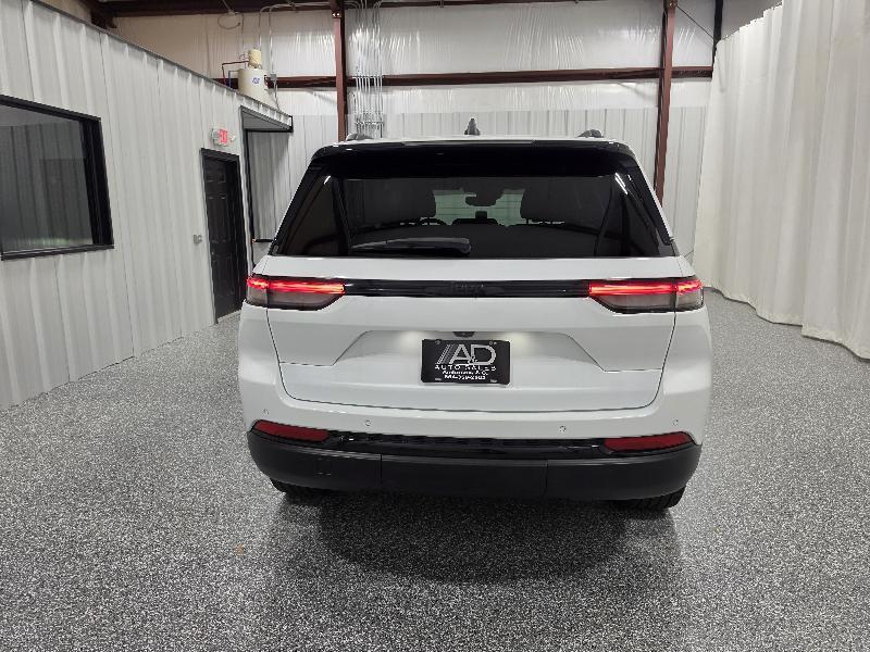 Jeep Grand Cherokee Altitude 4x2 2022