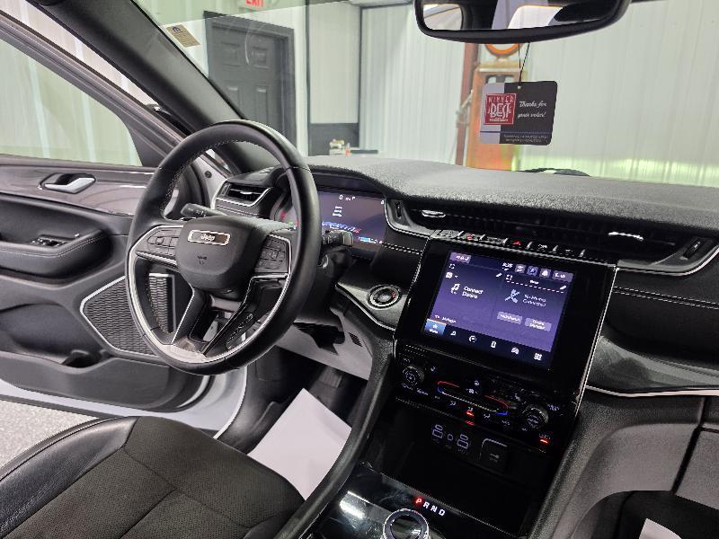 Jeep Grand Cherokee Altitude 4x2 2022