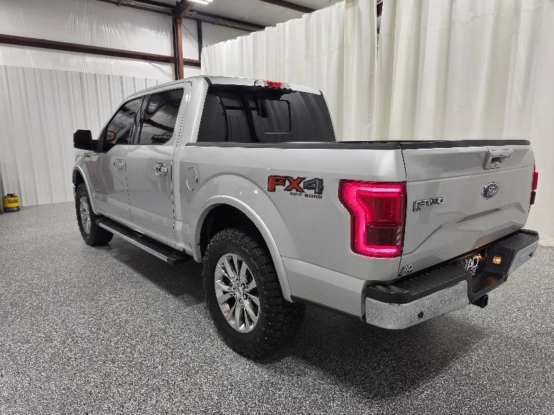 Ford F-150 4WD SuperCrew 139" Lariat 2016