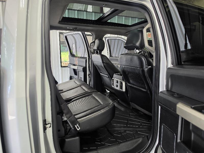 Ford F-150 4WD SuperCrew 139" Lariat 2016