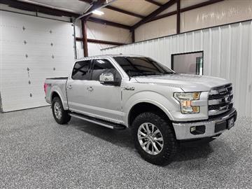 2016 Ford F-150 4WD SuperCrew 139" Lariat