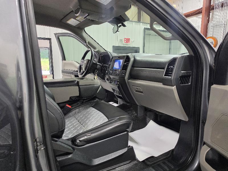 Ford Super Duty F-250 SRW 4WD Crew Cab 172" XL 2021