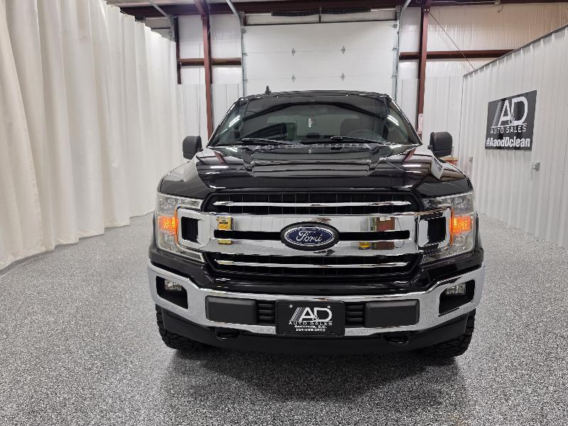Ford F-150 4WD SuperCrew 145" XLT 2020