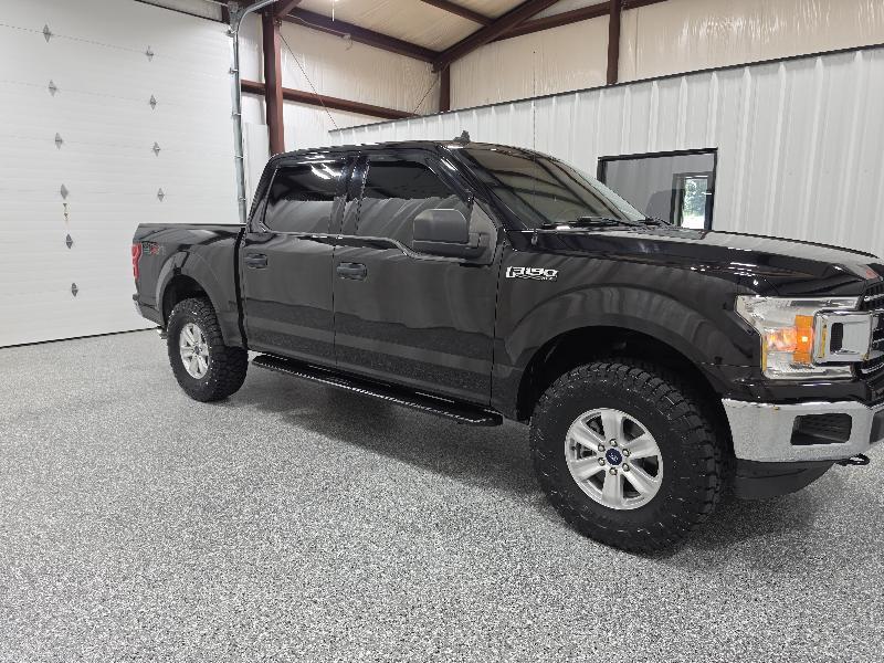 Ford F-150 4WD SuperCrew 145" XLT 2020