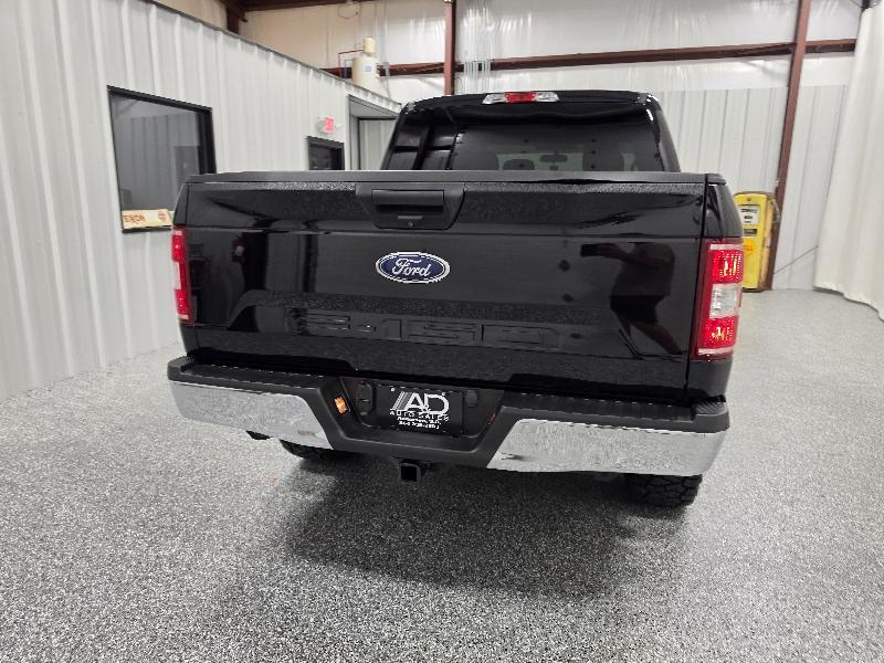 Ford F-150 4WD SuperCrew 145" XLT 2020