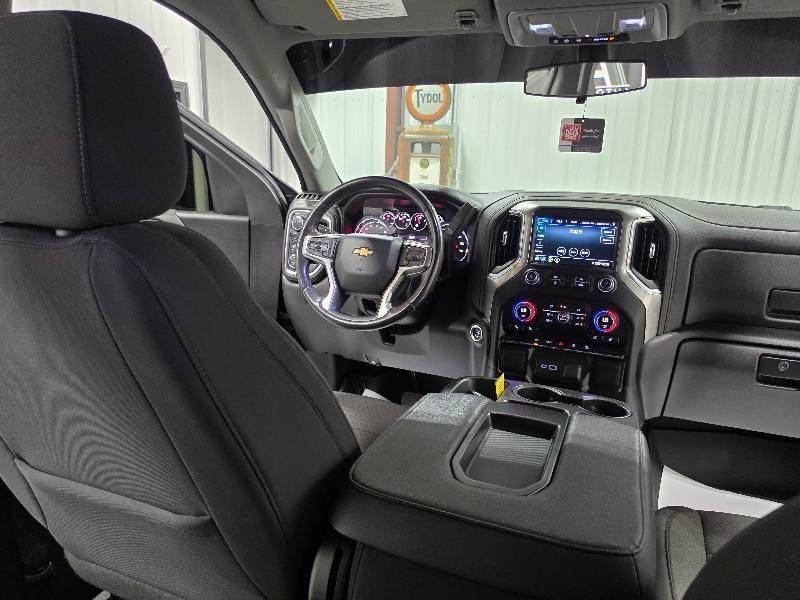 Chevrolet Silverado 1500 4WD Crew Cab 147" LT w/1LT 2021