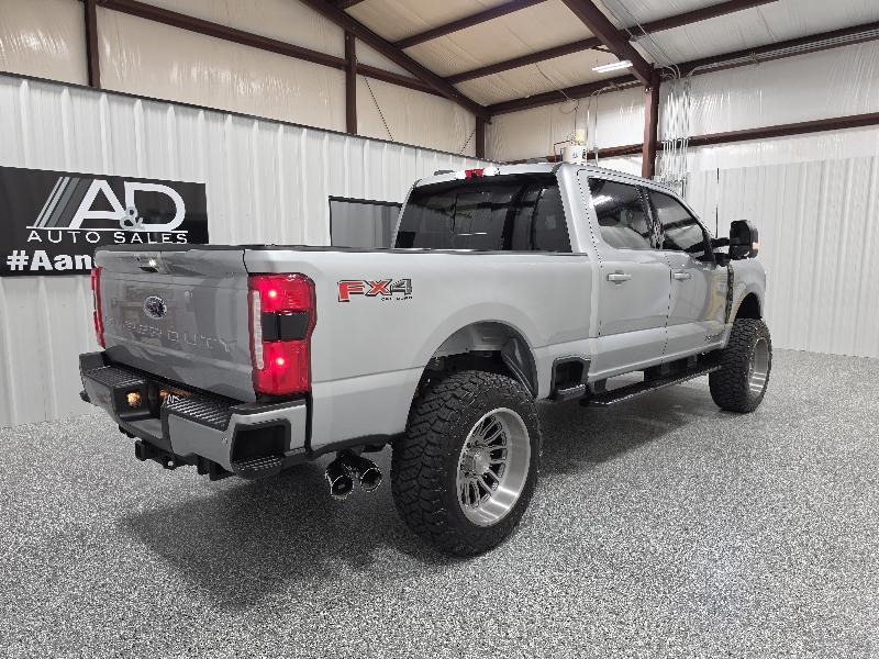 Ford Super Duty F-250 SRW XLT 4WD Crew Cab 6.75' Box 2023