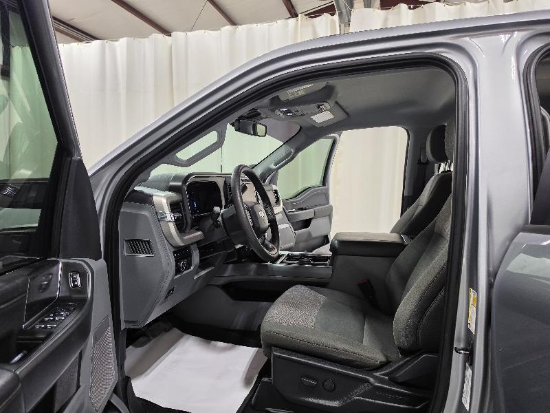 Ford Super Duty F-250 SRW XLT 4WD Crew Cab 6.75' Box 2023