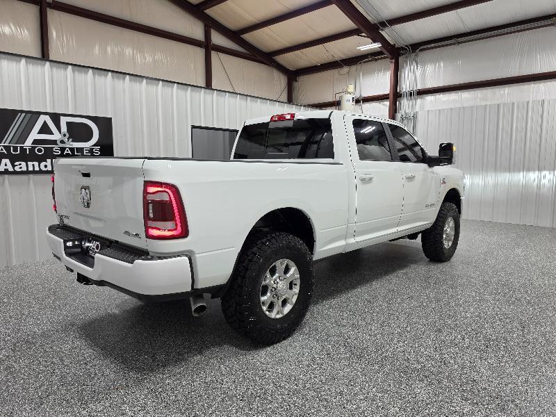 RAM 2500 Laramie 4x4 Crew Cab 6'4" Box 2024