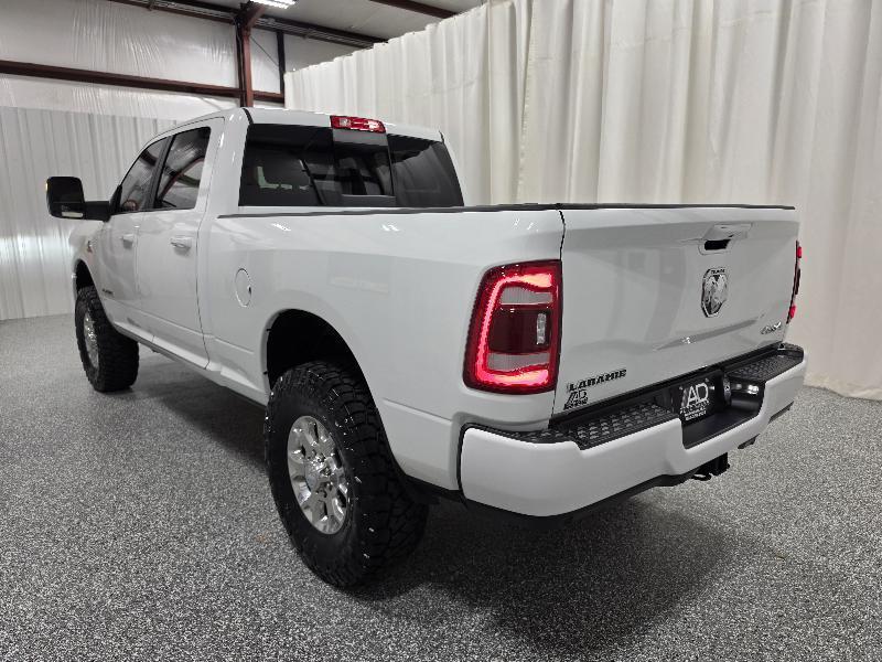 RAM 2500 Laramie 4x4 Crew Cab 6'4" Box 2024