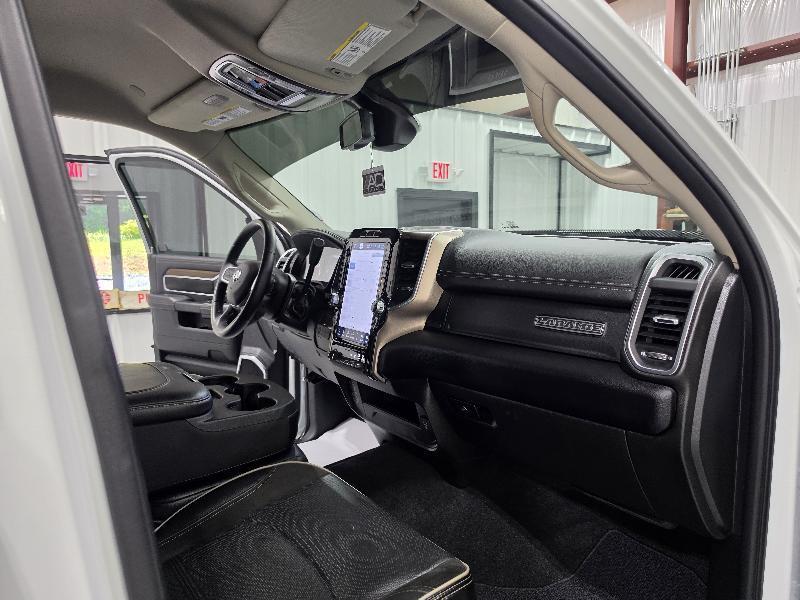 RAM 2500 Laramie 4x4 Crew Cab 6'4" Box 2024