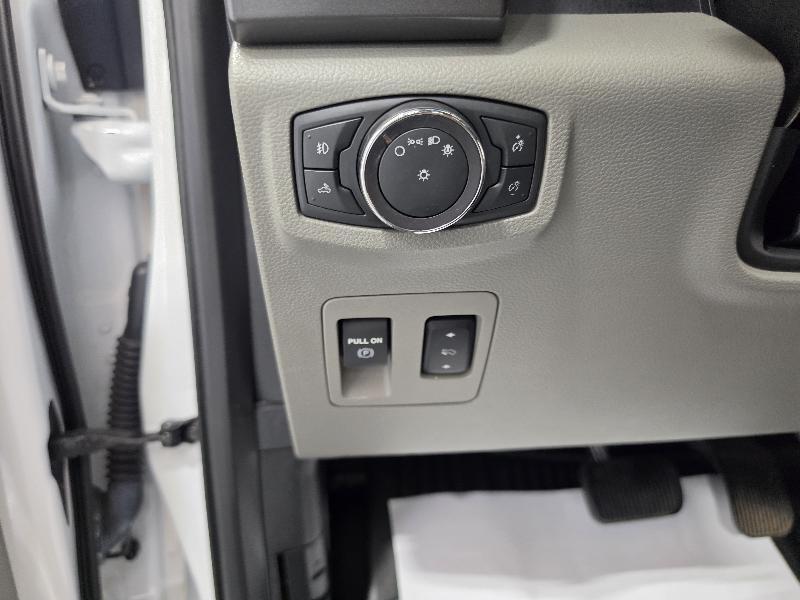 Ford F-150 Lariat 2WD SuperCab 8' Box 2019