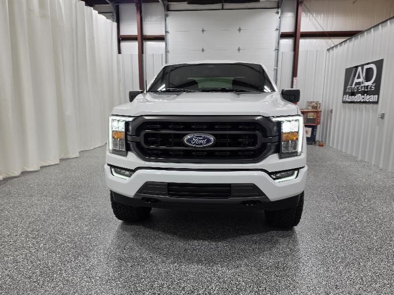 Ford F-150 4WD SuperCrew 145" XLT 2023