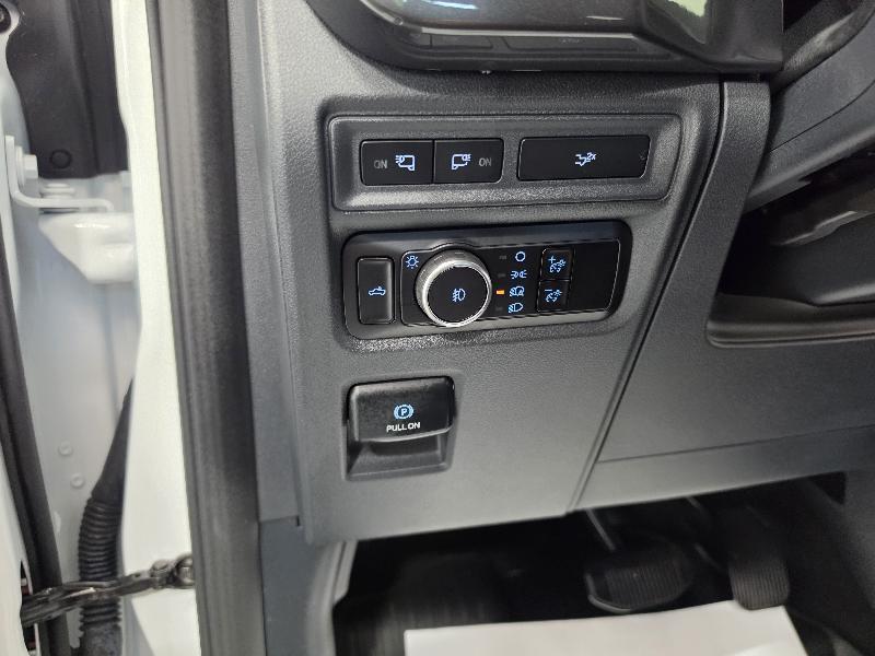 Ford F-150 4WD SuperCrew 145" XLT 2023