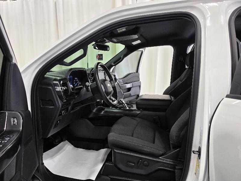 Ford F-150 4WD SuperCrew 145" XLT 2023