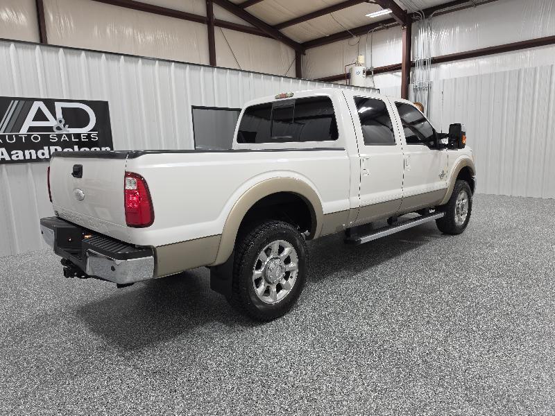 Ford Super Duty F-350 SRW Crew Cab 156" Lariat 4WD 2011