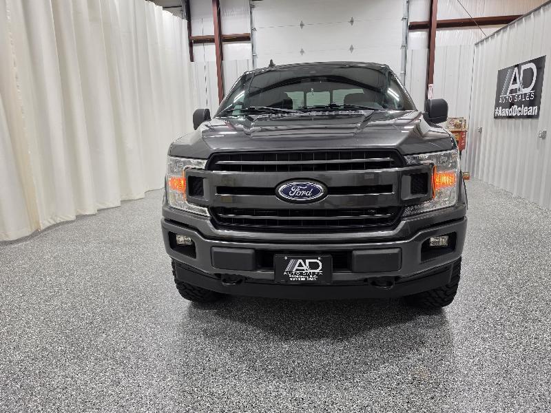Ford F-150 4WD SuperCrew 145" XLT 2020