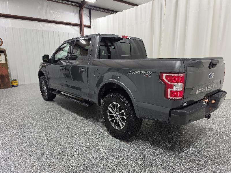 Ford F-150 4WD SuperCrew 145" XLT 2020