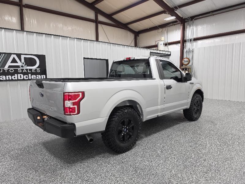 Ford F-150 2WD Reg Cab 122.5" XL 2018