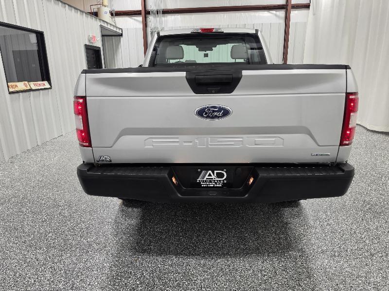 Ford F-150 2WD Reg Cab 122.5" XL 2018