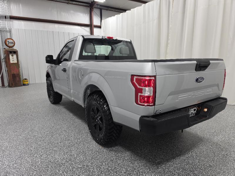 Ford F-150 2WD Reg Cab 122.5" XL 2018