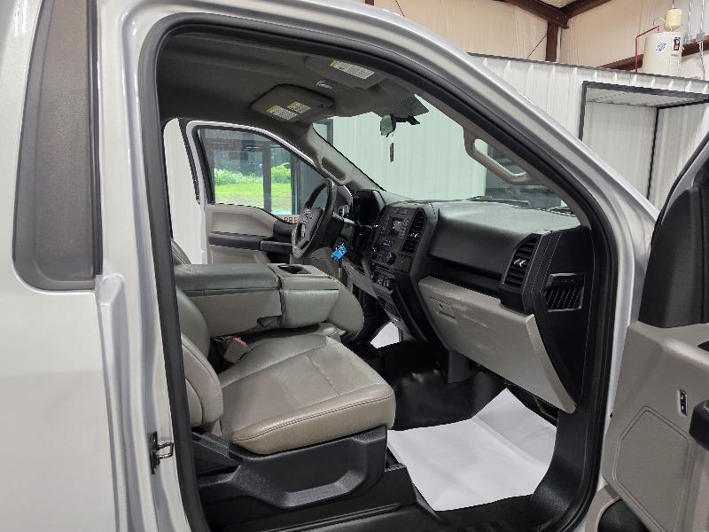 Ford F-150 2WD Reg Cab 122.5" XL 2018