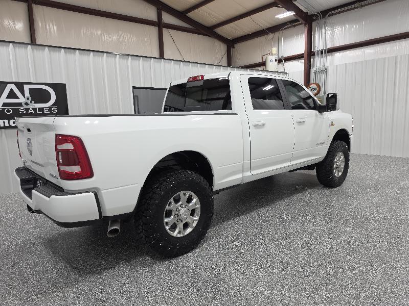 RAM 2500 Laramie 4x4 Crew Cab 6'4" Box 2024