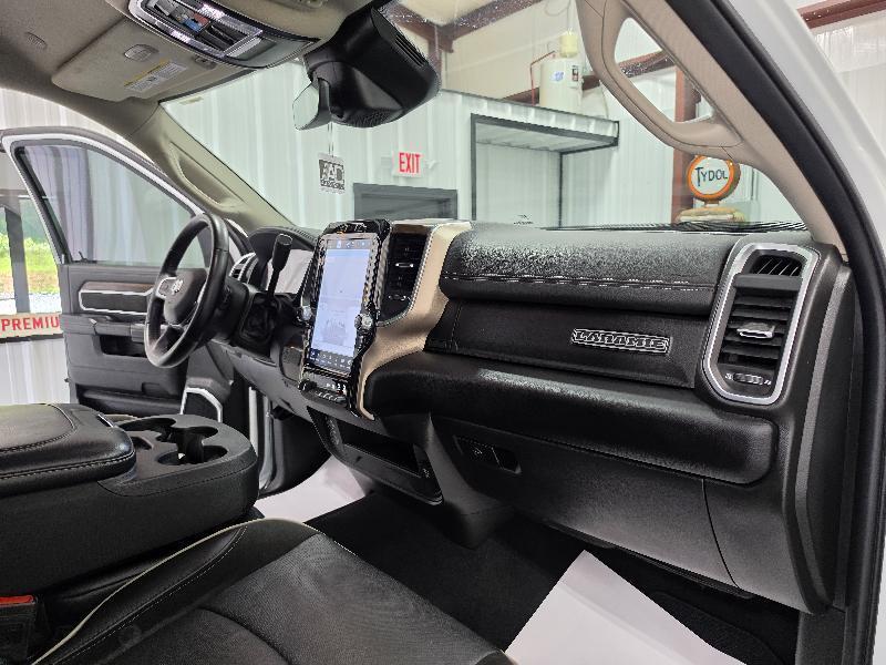 RAM 2500 Laramie 4x4 Crew Cab 6'4" Box 2024