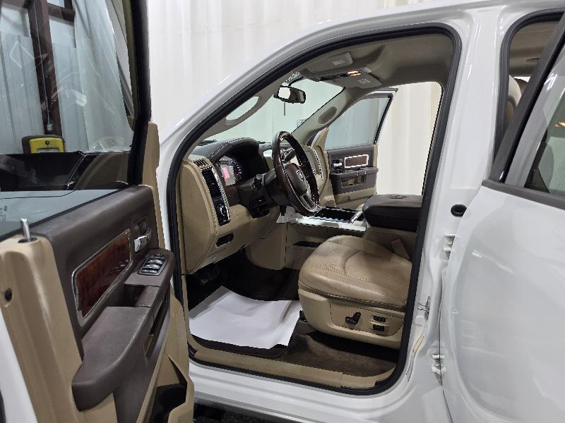 RAM 2500 4WD Crew Cab 149" Laramie 2012