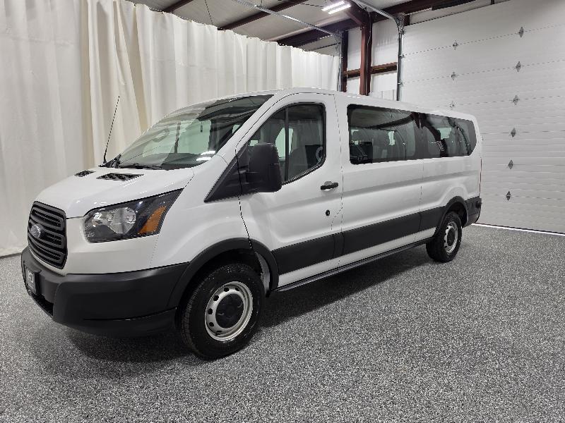 Ford Transit Passenger Wagon T-350 148" Low Roof XL RWD 2019