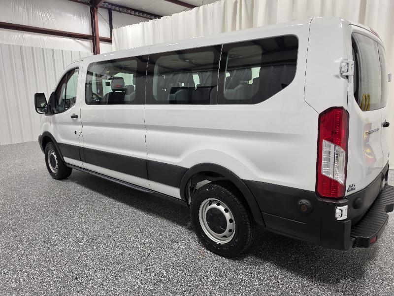 Ford Transit Passenger Wagon T-350 148" Low Roof XL RWD 2019