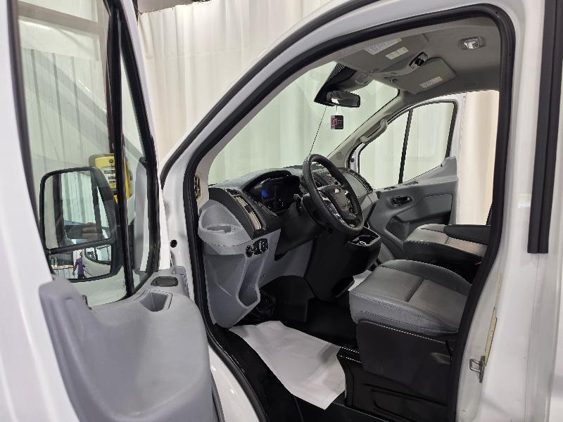Ford Transit Passenger Wagon T-350 148" Low Roof XL RWD 2019