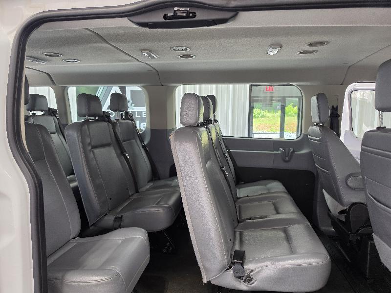 Ford Transit Passenger Wagon T-350 148" Low Roof XL RWD 2019