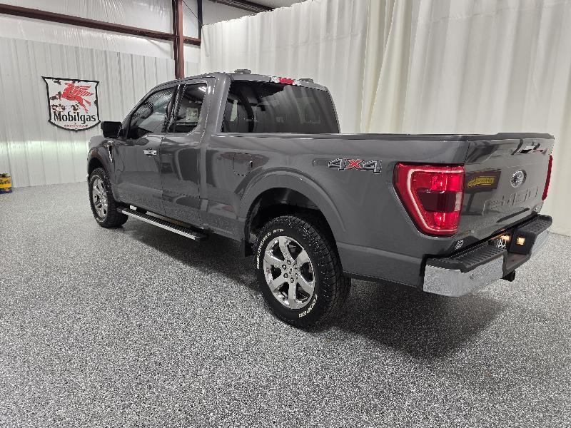 Ford F-150 4WD SuperCab 145" XLT 2022