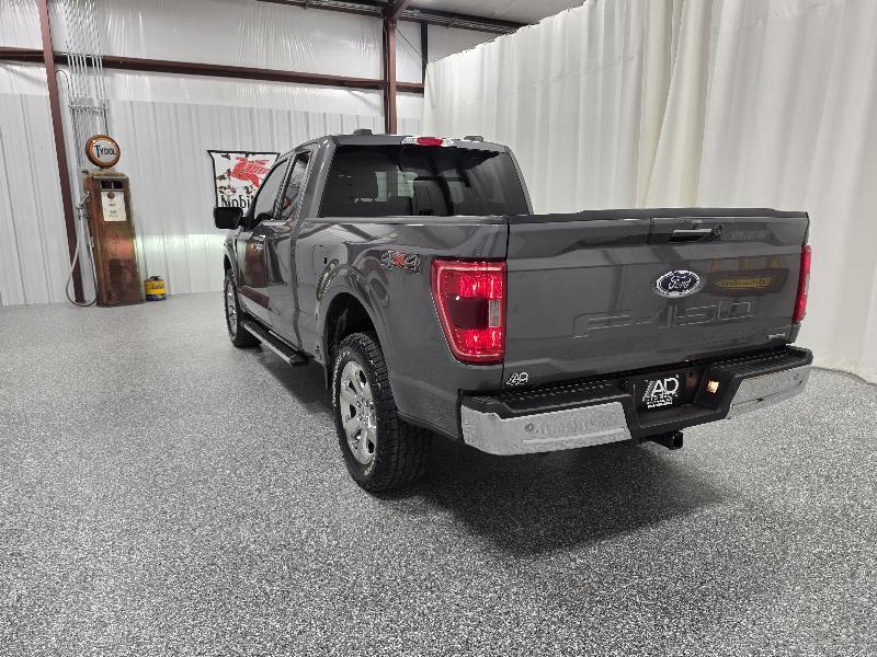 Ford F-150 4WD SuperCab 145" XLT 2022