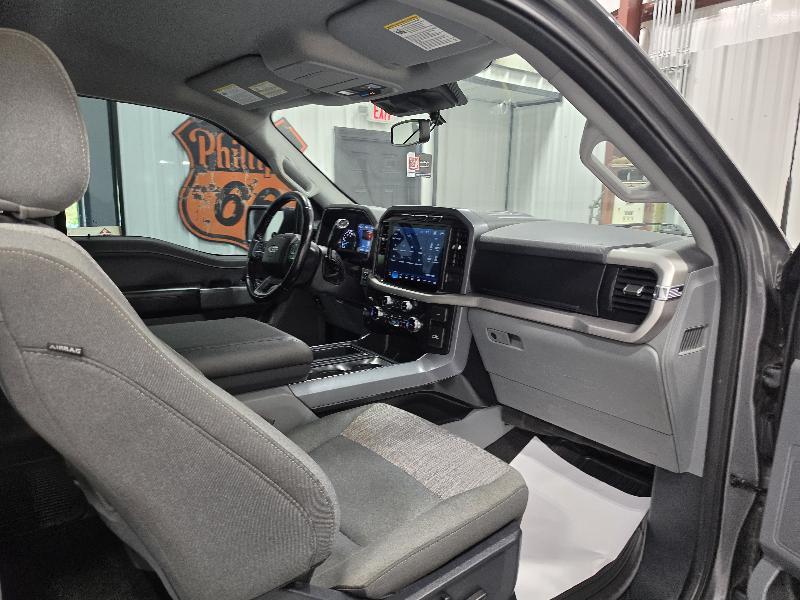Ford F-150 4WD SuperCab 145" XLT 2022