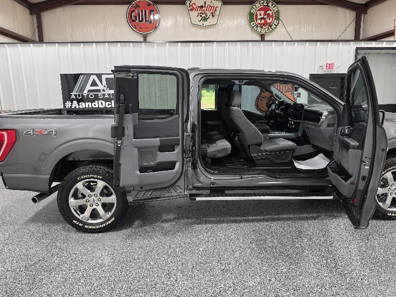 Ford F-150 4WD SuperCab 145" XLT 2022