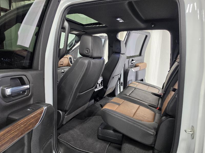 Chevrolet Silverado 2500HD 4WD Crew Cab 159" High Country 2021