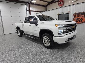 2021 Chevrolet Silverado 2500HD 4WD Crew Cab 159" High Country