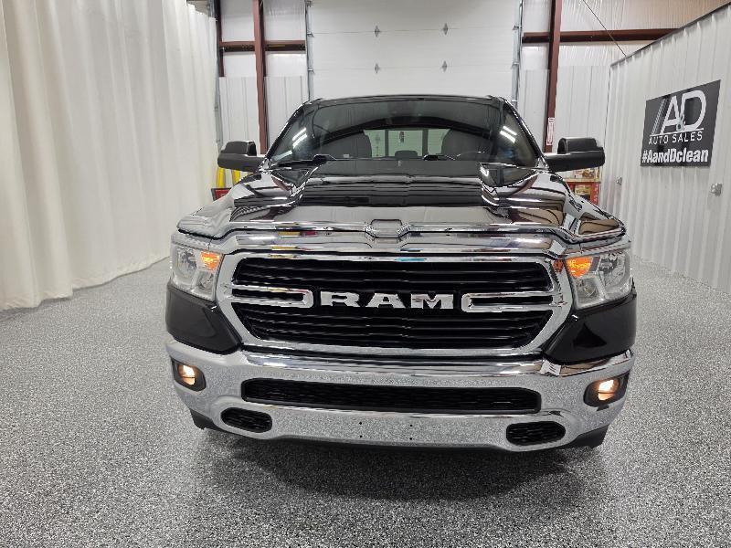 RAM 1500 Big Horn 4x4 Crew Cab 6'4" Box 2021