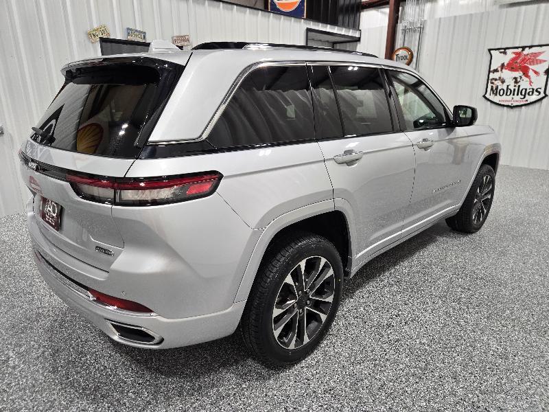 Jeep Grand Cherokee Overland 4x4 2023