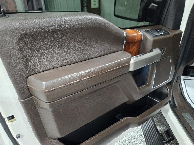 Ford F-150 King Ranch 4WD SuperCrew 5.5' Box 2017